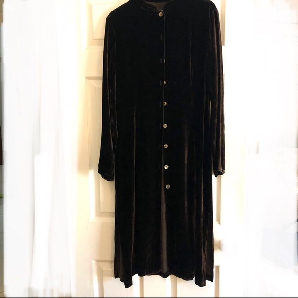 Vintage Velvet Classic Vintage Chocolate duster - Picture 4 of 9